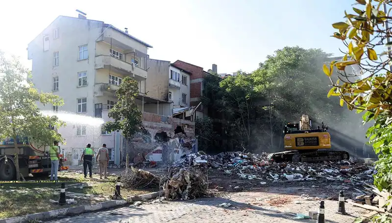 Sındırgı'da Deprem Artçıları Son Sarsıntılarla Devam Etti!