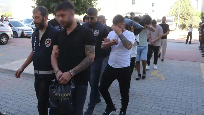 Sahte Escort İlanlarıyla 12 Milyon Liralık Dolandırıcılık Skandalı