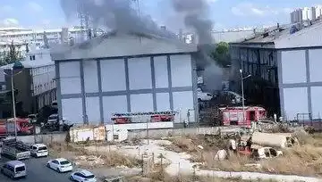 Başakşehir Sanayi Sitesinde Korkutan Yangın: Olayın Detayları ve Son Durum