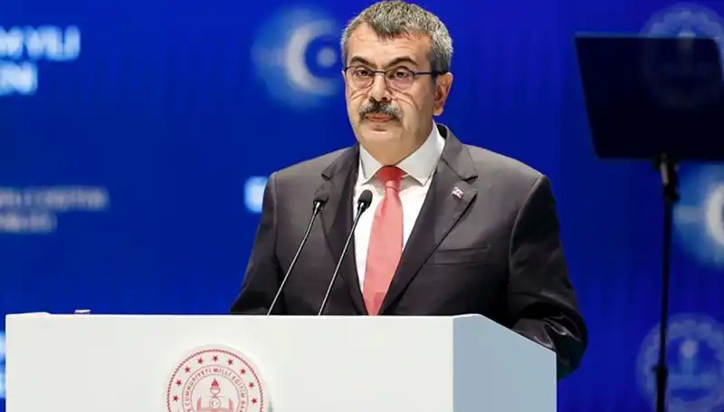 Bakan Tekin'den 23 Nisan Ulusal Egemenlik Bayramı'na Özel Mesaj!