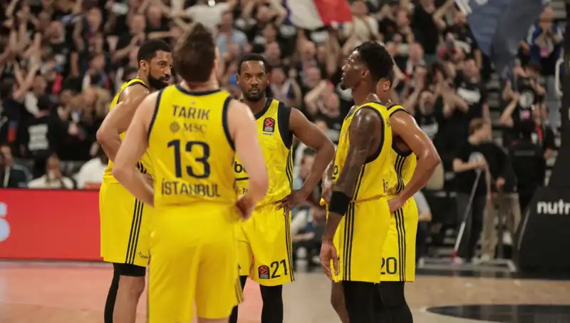 Fenerbahçe, Avrupa’yı Sallamak İçin Panathinaikos ile Karşılaşıyor