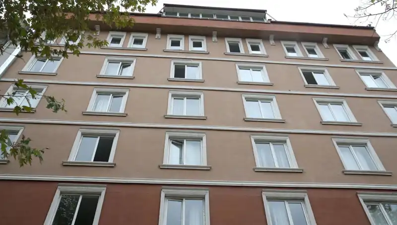 Kastamonu'da Otel Penceresinden Düşen Kadın Hayatını Kaybetti: Olayın Detayları Şoke Edici
