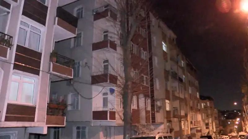 Altı Katlı Bina Kolonlarından Gelen Seslerle Korku Dolu Anlar Yaşattı