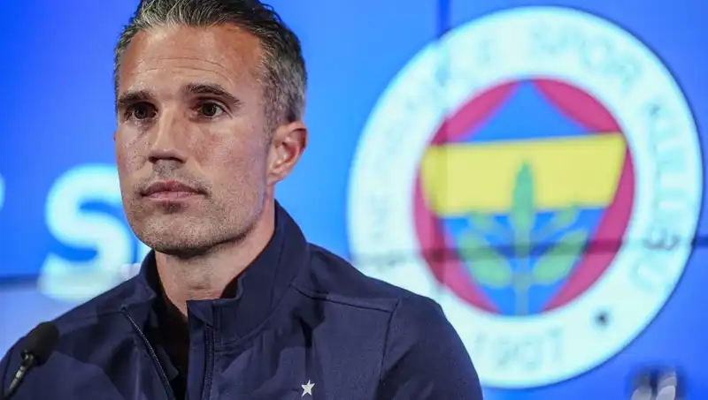 Robin van Persie, Fenerbahçe'nin Tur Şansını Yüzde Kaç Olarak Değerlendirdi?