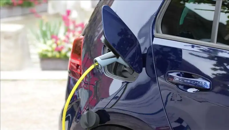 Tesla'nın Sınırlarını Zorlayacak: Yeni Elektrikli Araç 1500 Kilometre Menzil Sunuyor