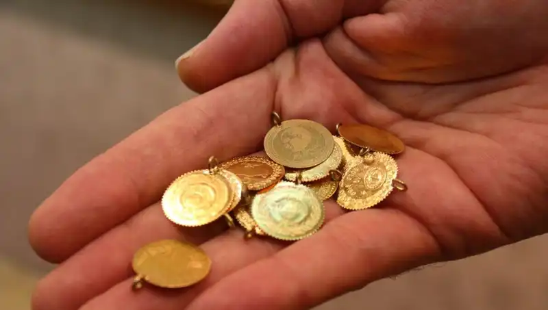 30 Nisan 2023 Altın Fiyatları: Gram ve Çeyrek Altında Son Durum