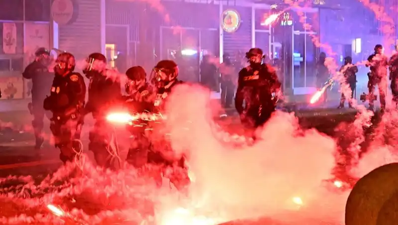 Los Angeles'taki Protestolar: ABD Genelinde Büyüyen İsyan Dalgası