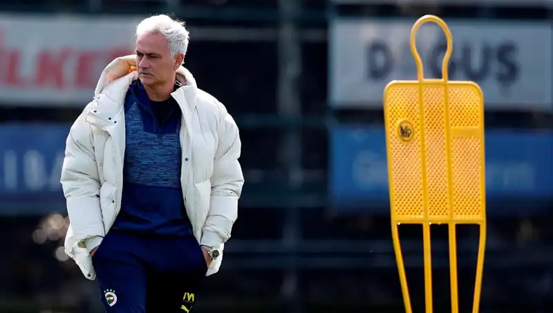 Fatura Mourinho'ya Kesildi: Futbolda Şoke Eden Gelişmeler!