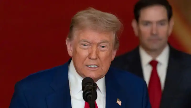 Trump, İran'ın 30 Milyar Dolar Nükleer Yatırımına Sert Tepki Gösterdi