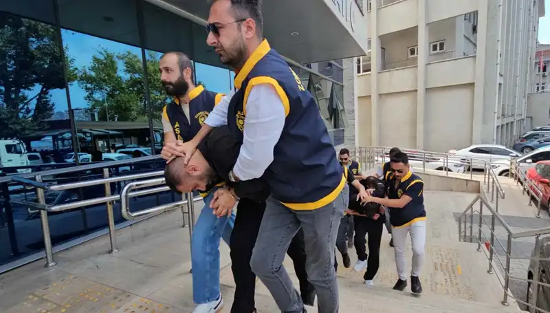 FETÖ Yalanıyla Milyonluk Vurgun: Gerçekler Ortaya Çıkıyor!