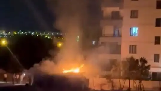 Elazığ'da Korkunç Kümes Yangını: Yüzlerce Tavuk Telef Oldu!