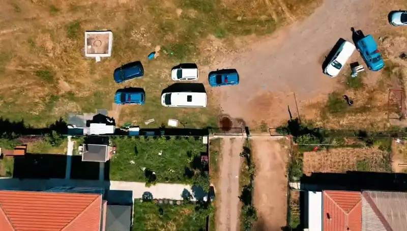 Tekirdağ'da Tefeci Çetesine Çarpıcı Operasyon: Silahlar ve Belgeler Ele Geçirildi