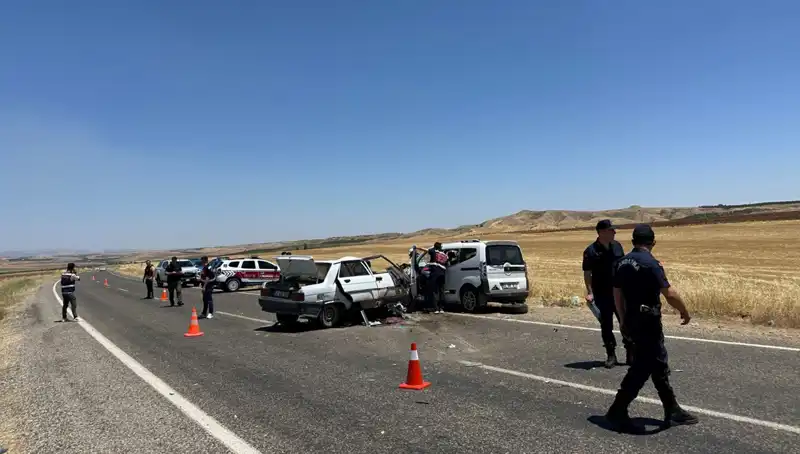 Adıyaman'da Feci Trafik Kazası: 4 Can Kaybı ve Sorular