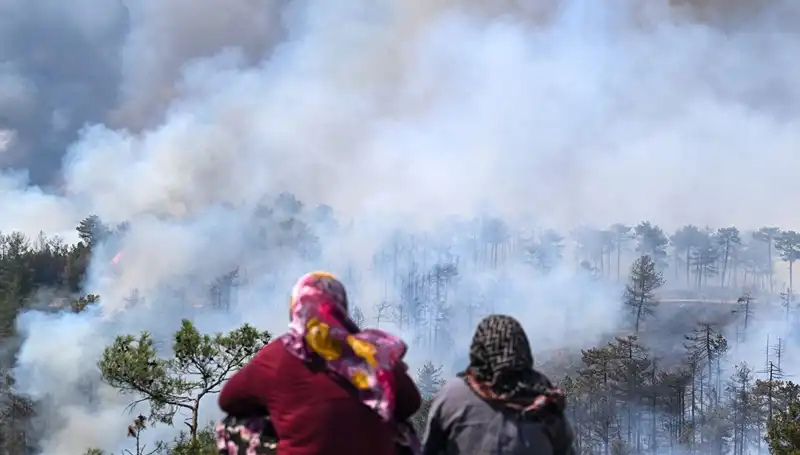 Bursa'da Yangınlar Söndü, Hava Kirliliği 1 Ay Daha Devam Edecek