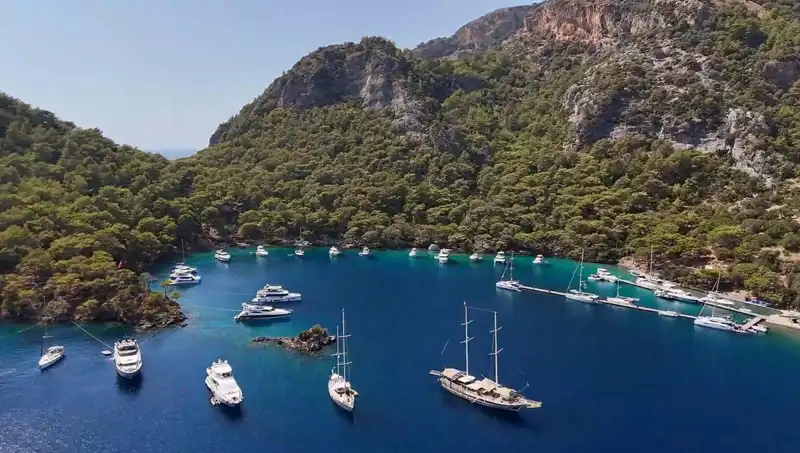 Göcek'te Yeni Düzenleme: Koylarda Müzik Çalma Yasağı Uygulanacak