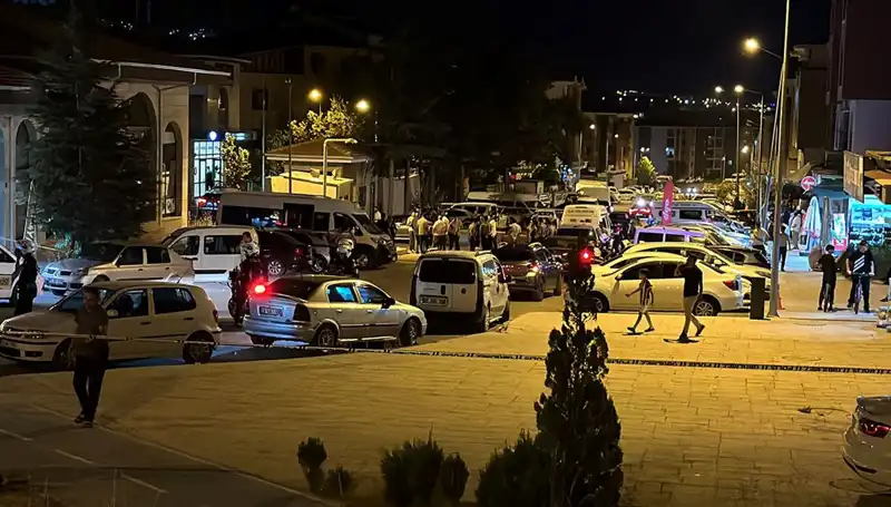 İki Ailenin Kavgasında Yaralı Sayısı Artıyor: 1 Ağır, 3 Yaralı