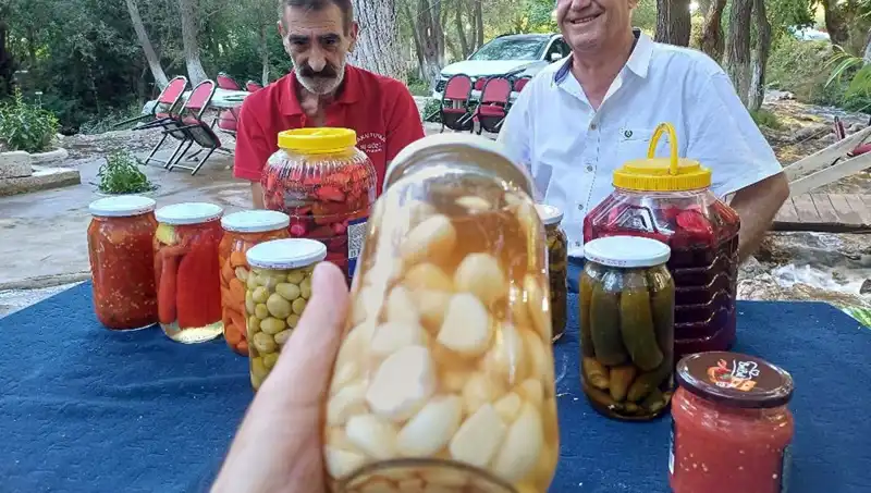 Araban Sarımsağı ile Hazırlanan Turşu: Şifanın Yeni Adı